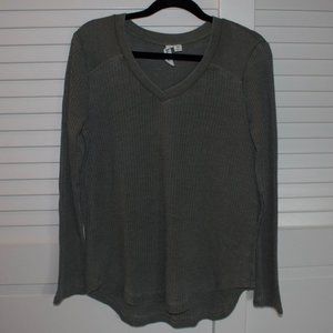 Gray Waffle Thermal V-Neck